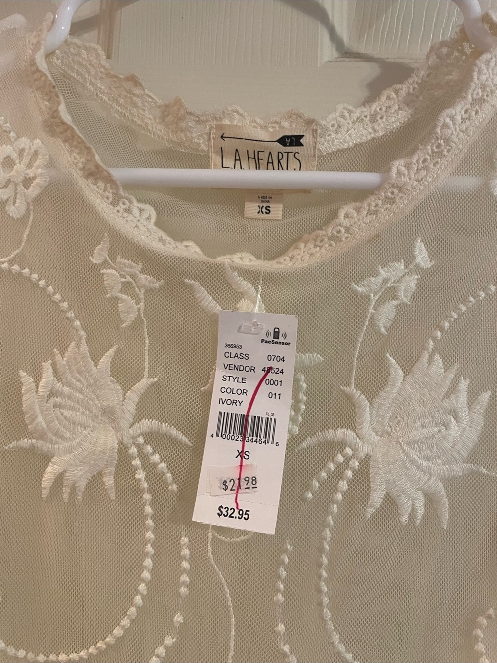 La Hearts Cream Sheer Lace Fringe Cap-Sleeve Top - Picture 2 of 2